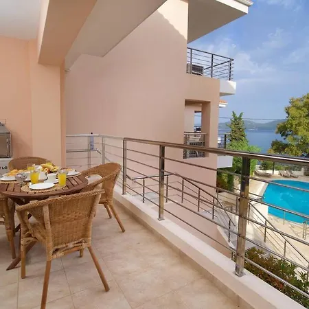 Dioni Luxury With Private Entrance * Karavómilosz