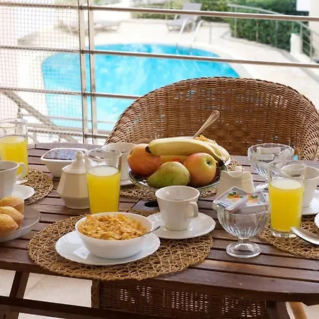 Dioni Luxury With Private Entrance شقة *