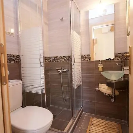 Apartman Dioni Luxury With Private Entrance Karavómilosz