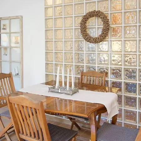 Dioni Luxury With Private Entrance شقة
