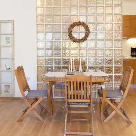Dioni Luxury With Private Entrance